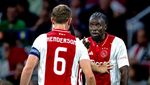 Momen Panas Jordan Henderson Ngomelin Rekan Sendiri hingga Dilerai