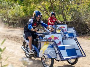 Momen Kocak Jorge Martin Vs Pedro Acosta Balapan Becak di Mandalika Momen Kocak Jorge Martin Vs Pedro Acosta Balapan Becak di Mandalika