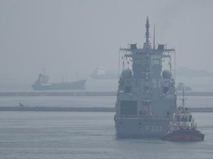 Kapal Perang Jerman Berlabuh di Jakarta, Mau Apa? Kapal Perang Jerman Berlabuh di Jakarta, Mau Apa?