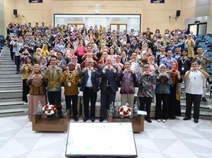 Dekan FEB UI: Kolaborasi Jadi Kunci Tingkatkan Standardisasi Mutu Pendidikan Dekan FEB UI: Kolaborasi Jadi Kunci Tingkatkan Standardisasi Mutu Pendidikan