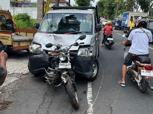 Pikap Tabrak 3 Motor Beruntun di Mertoyudan Magelang, 1 Orang Tewas