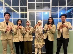 5 Mahasiswa UGM Ciptakan Sandal Terapi Pintar untuk Pasien Patah Tulang 5 Mahasiswa UGM Ciptakan Sandal Terapi Pintar untuk Pasien Patah Tulang