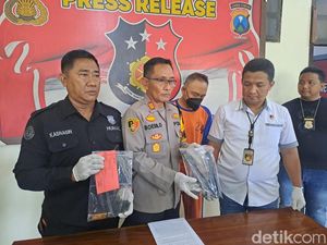 Rebutan Warisan, Pria di Jombang Nekat Bakar Rumah Peninggalan Ortu Rebutan Warisan, Pria di Jombang Nekat Bakar Rumah Peninggalan Ortu