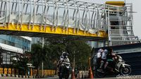 Proyek JPO Berkonsep Modern di Sunter Barat Terus Dikebut