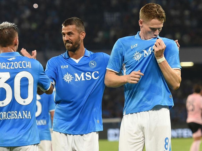 Scott McTominay of SSC Napoli celebrates after scoring during the Coppa Italia match between SSC Napoli and Palermo FC at Stadio Diego Armando Maradona Naples Italy on 26 September 2024. (Photo by Franco Romano/NurPhoto via Getty Images)