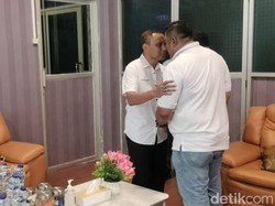 Maju Pilgub NTT, Simon Petrus Kamlasi Minta Doa Restu Ketua Sinode GMIT
