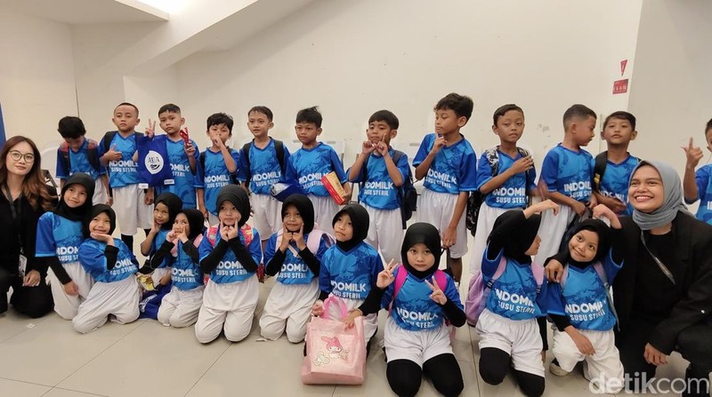 Senangnya Bocah-bocah Jadi Player Escort Timnas Indonesia U-20