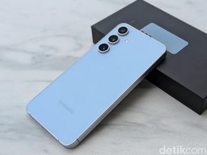 Video: Spesifikasi dan Harga Samsung Galaxy S24 FE Video: Spesifikasi dan Harga Samsung Galaxy S24 FE