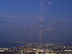 Balas Serangan Israel, Hizbullah Luncurkan Roket ke Kota Safed!