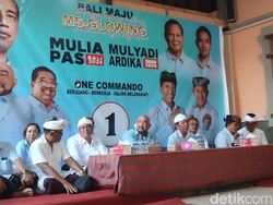 Kampanye di Tabanan, De Gadjah Janjikan Sekolah Gratis