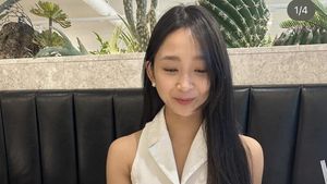 Cantiknya Dita Karang Saat Makan di Resto hingga Ngopi di Kafe