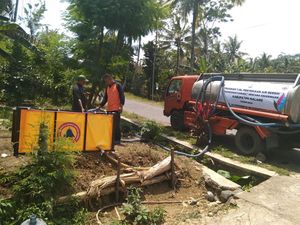 Malang Selatan Kekeringan, 538 Liter Air Bersih Didistribusikan