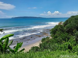 Menyatu dengan Alam di Karinjing Forest Pangandaran Menyatu dengan Alam di Karinjing Forest Pangandaran