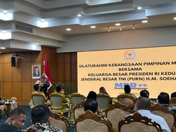 Bamsoet Nilai Tak Berlebihan Beri Gelar Pahlawan Nasional ke Soeharto