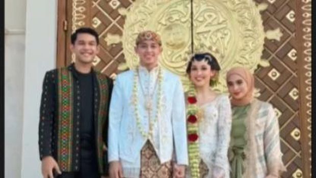 Rian Ardianto dan Ribka Sugiarto menikah