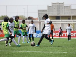 Antusias Siswi Terhadap Sepakbola Makin Meningkat