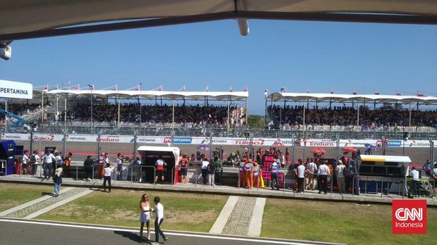 Suasana jelang Sprint Race MotoGP Mandalika 2024.