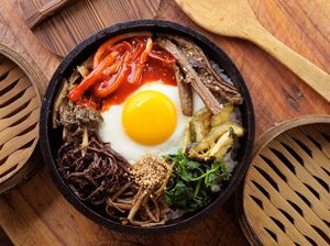 5 Manfaat Makan Bibimbap, Sajian Nasi Korea yang Kaya Protein dan Serat 5 Manfaat Makan Bibimbap, Sajian Nasi Korea yang Kaya Protein dan Serat