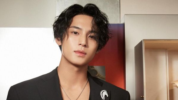 7 Gaya Kim Ji Won & Mingyu SEVENTEEN Eksis Jadi Brand Ambassador BVLGARI