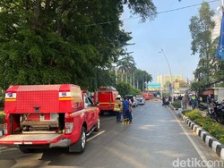 Jalan Depan Gedung Bakamla Ditutup Imbas Kebakaran