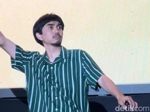 Sheila On 7 Ciptakan Kenangan Penuh Kehangatan di Tunggu Aku di Bandung Sheila On 7 Ciptakan Kenangan Penuh Kehangatan di Tunggu Aku di Bandung