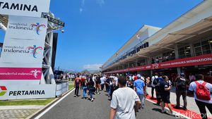 Semarak Pit Walk MotoGP Mandalika 2024
