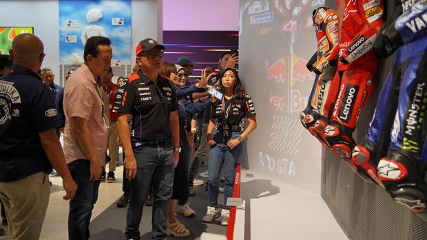 Peresmian Pertamina MotoGP Experience Gallery atau Museum MotoGP dalam pagelaran MotoGP Mandalika 2024 di Sirkuit Mandalika.