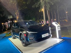 Selisih Harga Rp 20 Juta, Ini Perbedaan Neta X versi Elite dan Supreme Selisih Harga Rp 20 Juta, Ini Perbedaan Neta X versi Elite dan Supreme
