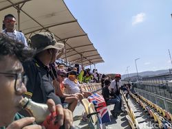 Tribune Murah di Sirkuit Mandalika Mulai Dipasangi Atap, Pengerjaan Bertahap