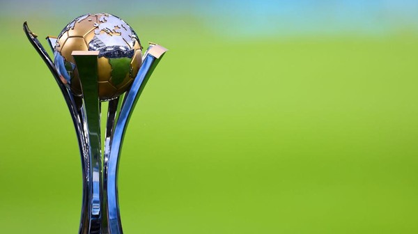 MANCHESTER, ENGLAND - DECEMBER 30: Detail of The FIFA Club World Cup trophy during the Premier League match between Manchester City and Sheffield United at Etihad Stadium on December 30, 2023 in Manchester, England. (Photo by Robbie Jay Barratt - AMA/Getty Images)