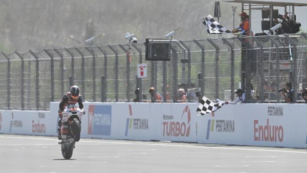 Rider Spanyol Aron Canet Juara Moto2 Mandalika