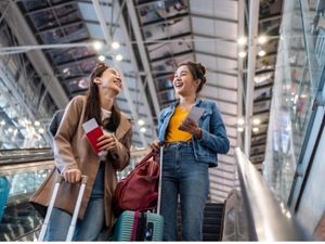 Caturnusa Sejahtera Finance Bantu Liburan Makin Nyaman