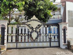 Saksi Lihat Tumpukan Pil saat BNN Gerebek Rumah Produsen Narkotika di Serang