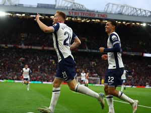 Tak Peduli MU Main 11 atau 10 Orang, Spurs Memang Lebih Baik