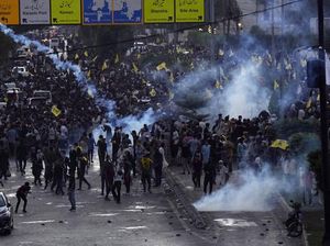 Demo Protes Pembunuhan Pimpinan Hizbullah di Pakistan Ricuh!