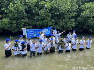 Hadapi 3 Krisis Planet, KLHK Tanam Mangrove-Terumbu Karang di Pulau Pramuka Hadapi 3 Krisis Planet, KLHK Tanam Mangrove-Terumbu Karang di Pulau Pramuka