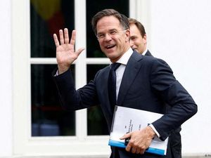 Mantan PM Belanda Mark Rutte Ambil Alih Kepemimpinan NATO di Masa Kritis