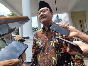 Sekjen PBNU Gus Ipul Kembali Ditunjuk Jadi Menteri Sosial Sekjen PBNU Gus Ipul Kembali Ditunjuk Jadi Menteri Sosial
