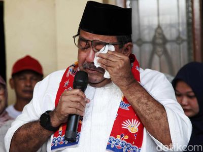 Momen Rano Karno Menangis di Bukit Duri