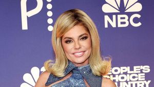 Foto: Penampilan Baru Shania Twain, Wajahnya Hampir Tak Dikenali