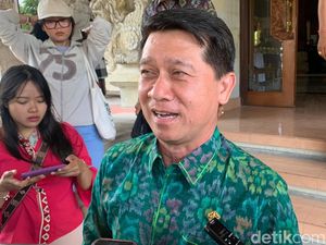 Suwirta Klaim Hanya Koster yang Sanggup Wujudkan Pusat Kebudayaan Bali Suwirta Klaim Hanya Koster yang Sanggup Wujudkan Pusat Kebudayaan Bali