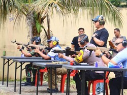 Polres Dumai-Forkopimda Latihan Menembak Tingkatkan Skill Personel