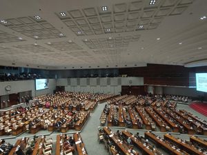 DPR Sahkan Revisi UU TNI Hari Ini DPR Sahkan Revisi UU TNI Hari Ini