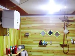 Penampakan Rumah Saleh Bos Narkoba Kalteng: Luar Bedeng-Dalam Ada Bathtub