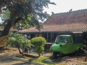 Bangunan Joglo di Waroeng Solo Itu Koleksi yang Punya, Kini Tempat Nostalgia Bangunan Joglo di Waroeng Solo Itu Koleksi yang Punya, Kini Tempat Nostalgia