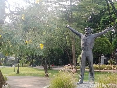 Berjumpa Kosmonaut Rusia di Taman Rindang Jakarta Selatan