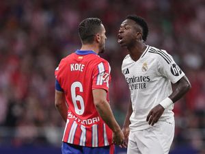Bukti Lain Panasnya Derby Madrid, Vinicius Ledek Koke Bukti Lain Panasnya Derby Madrid, Vinicius Ledek Koke
