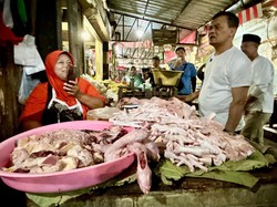 Ahmad Luthfi Diteriaki Pejabat Rasa Rakyat saat Blusukan ke Pasar Gladag