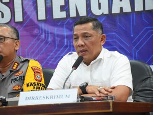 Makam Tahanan Tewas Dianiaya 2 Oknum Polisi Palu Bakal Dibongkar-Diautopsi Makam Tahanan Tewas Dianiaya 2 Oknum Polisi Palu Bakal Dibongkar-Diautopsi