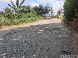 Jalan Desa Pasucen Pati Rusak, Pemkab: Pertengahan Oktober Diaspal